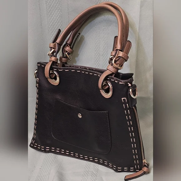 Simply Noelle Black Shoulder Bag - Picture 5 of 11